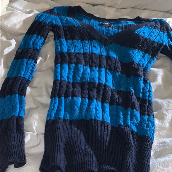 Sweater! - Picture 3 of 5